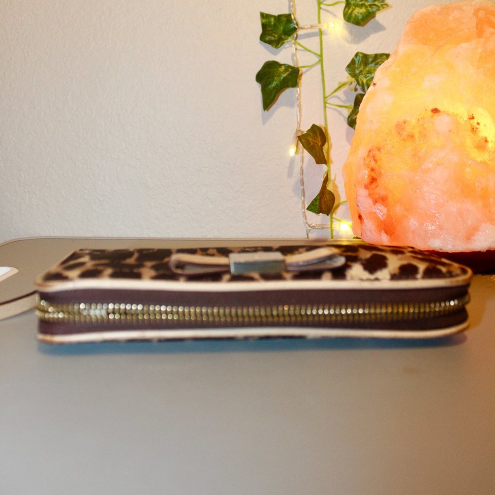 KATE SPADE CHEETAH WALLET - Picture 3 of 6
